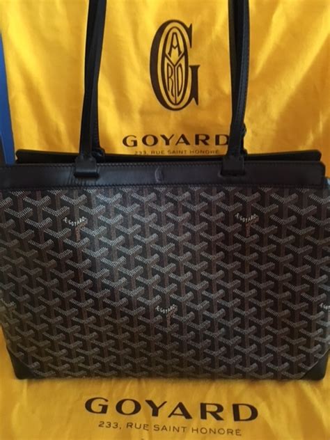 Goyard Black Bellechasse PM Review: Wear & Tear and Strap 